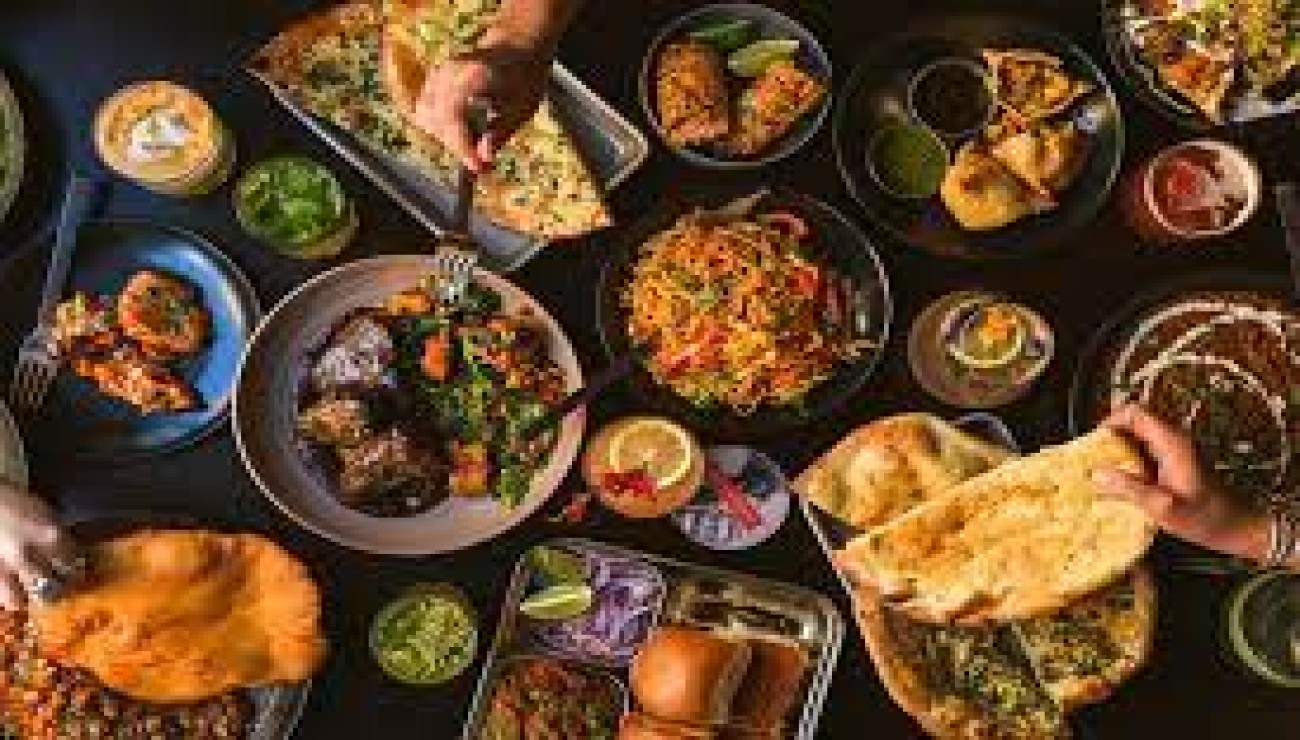 بحریہ ٹاؤن لاہور کے 10 بہترین ریسٹورنٹس – 2025 کی مکمل فہرست