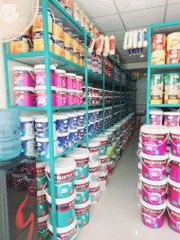 Paint store